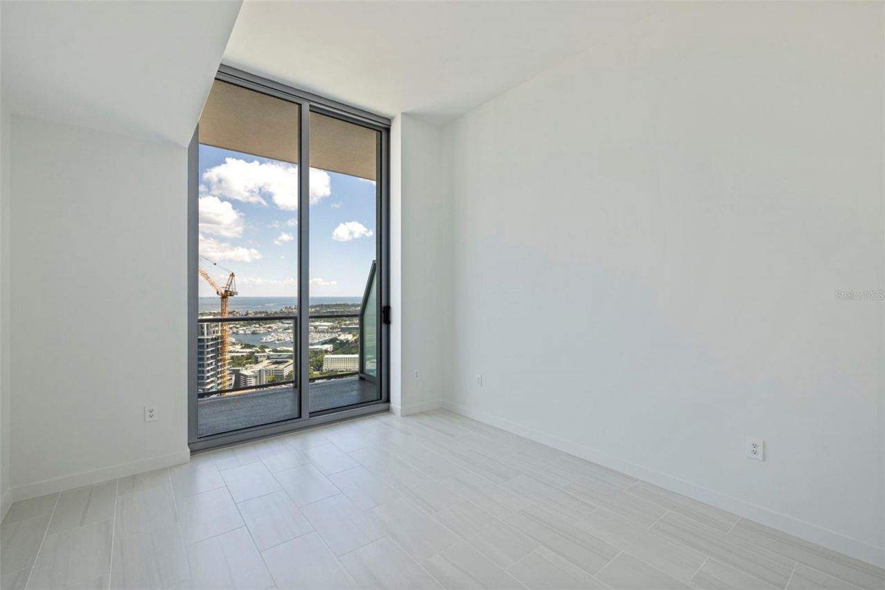 400 Central Avenue , Unit 3906, Saint Petersburg, FL 33701 Photo