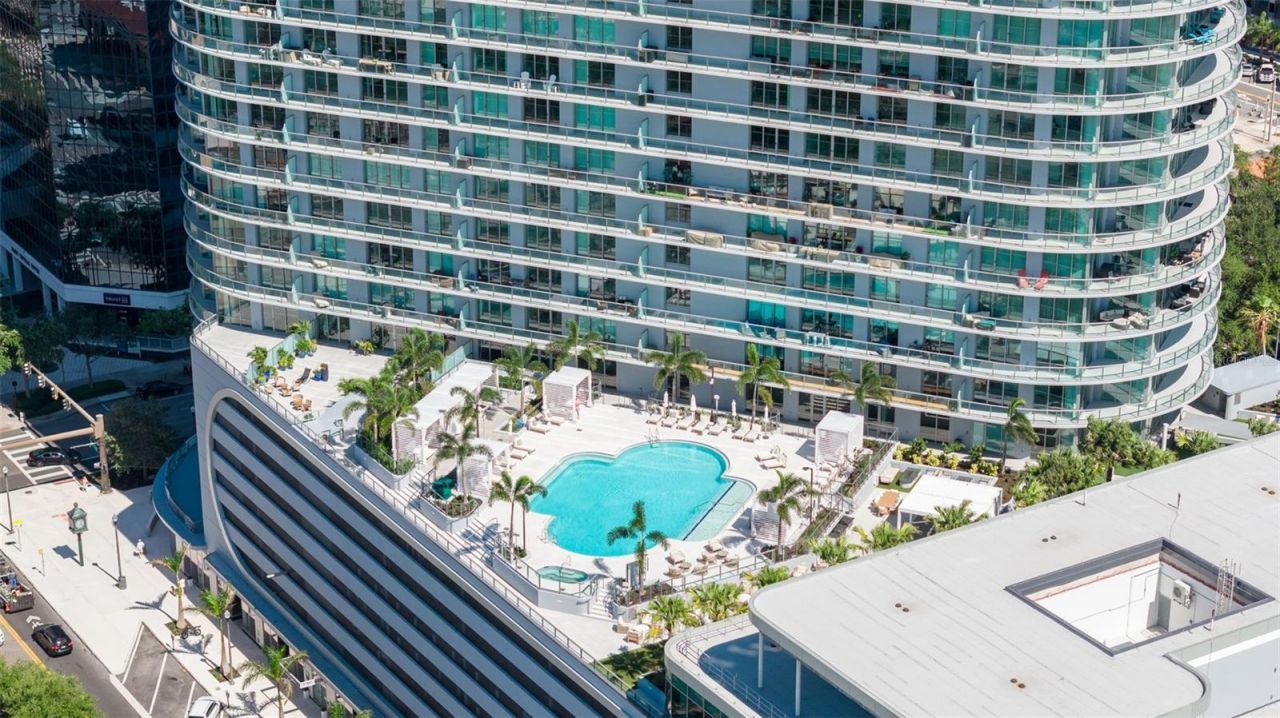 400 Central Avenue , Unit 3906, Saint Petersburg, FL 33701 Photo