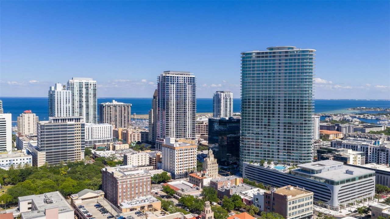 400 Central Avenue , Unit 3906, Saint Petersburg, FL 33701 Photo