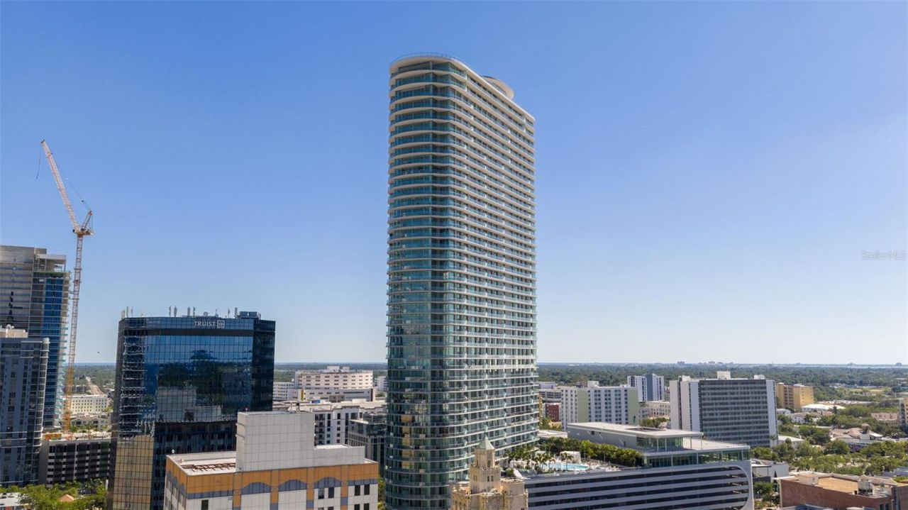 400 Central Avenue , Unit 3906, Saint Petersburg, FL 33701 Photo