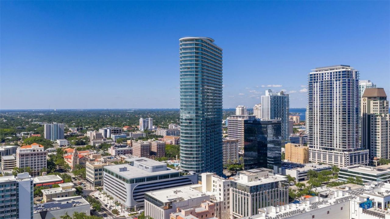 400 Central Avenue , Unit 3906, Saint Petersburg, FL 33701 Photo