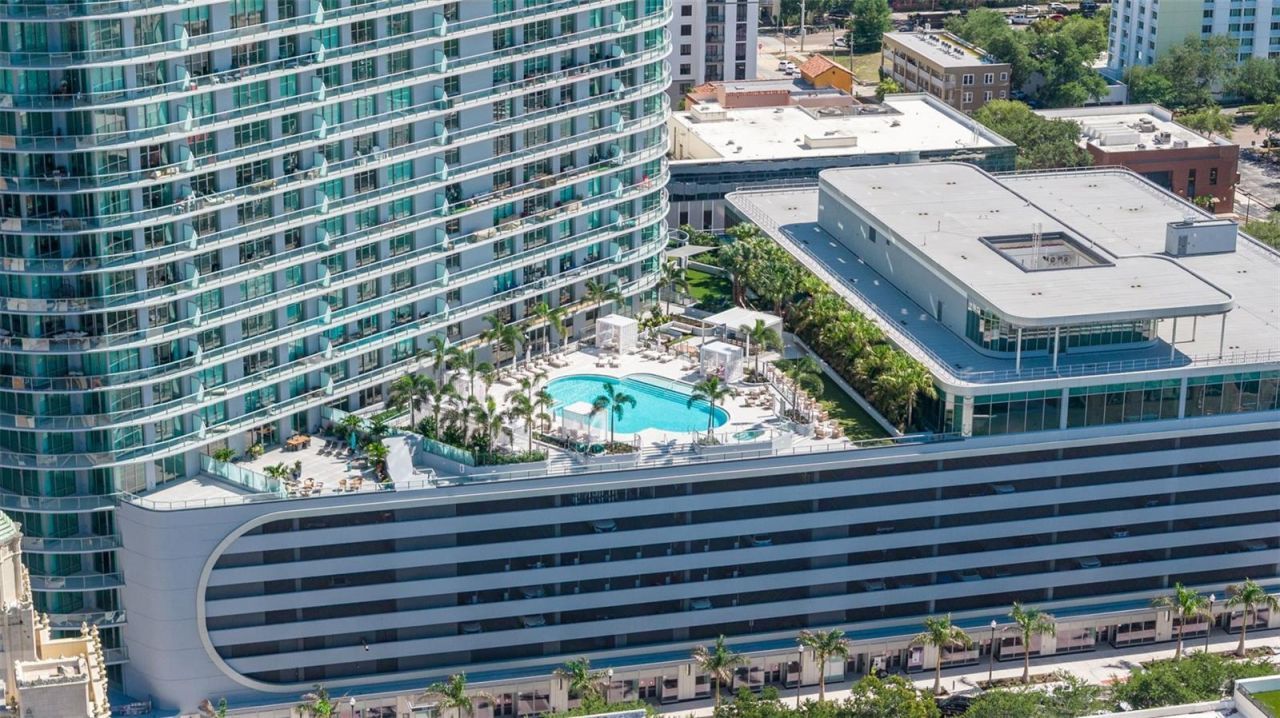 400 Central Avenue , Unit 3906, Saint Petersburg, FL 33701 Photo