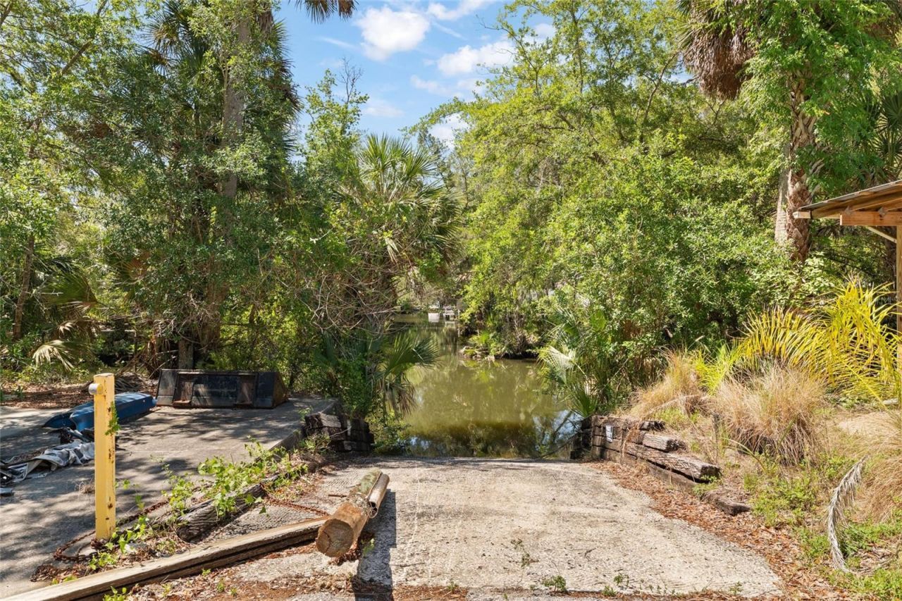 6018 & 6024 Cortez Boulevard, Weeki Wachee, FL 34607 Photo
