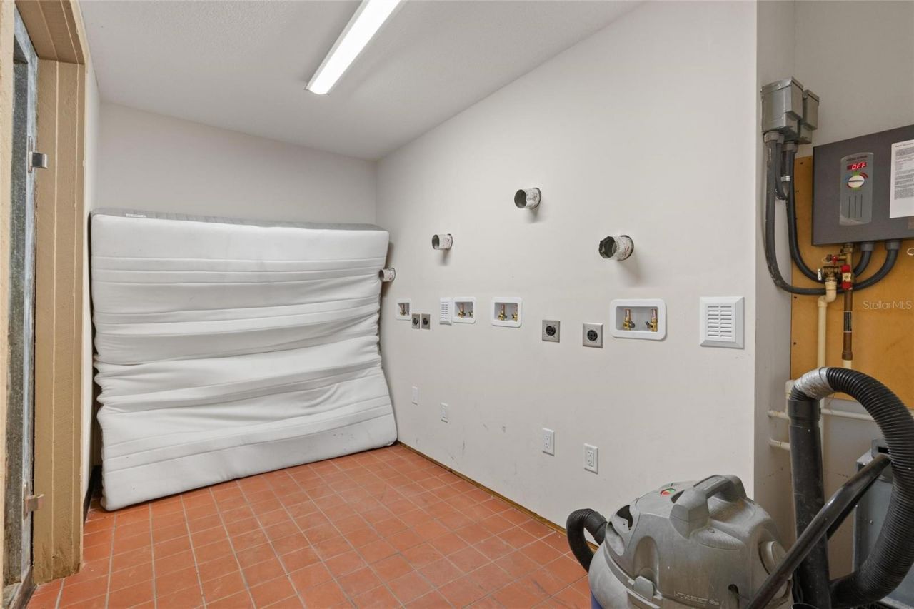 6018 & 6024 Cortez Boulevard, Weeki Wachee, FL 34607 Photo