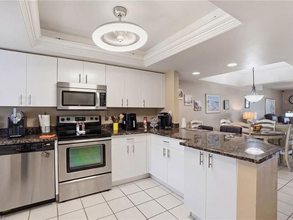 20 Cosmopolitan DR , Unit 4, LEHIGH ACRES, FL 33936