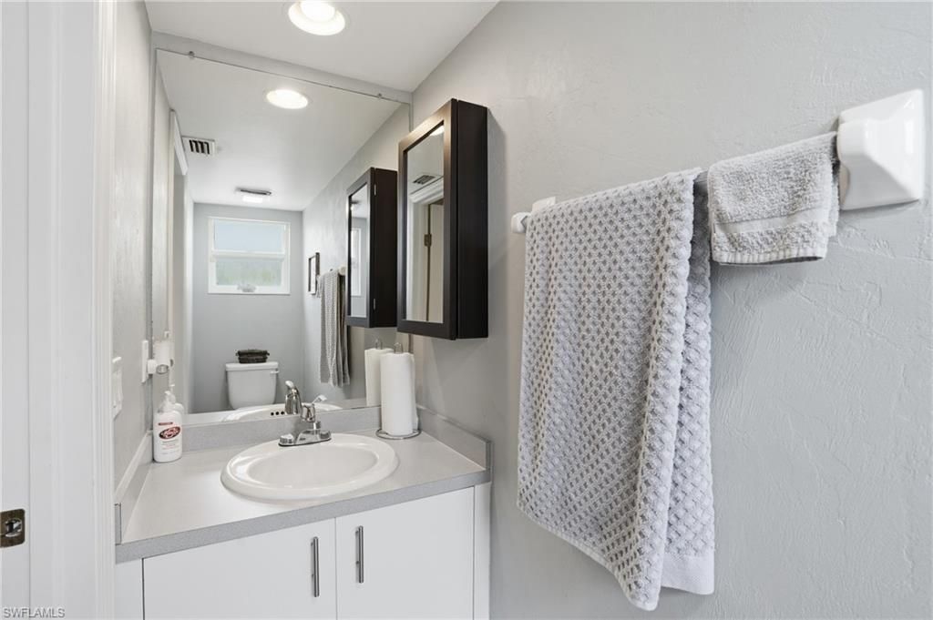 20 Cosmopolitan Dr , Unit 4, Lehigh Acres, FL 33936 Photo