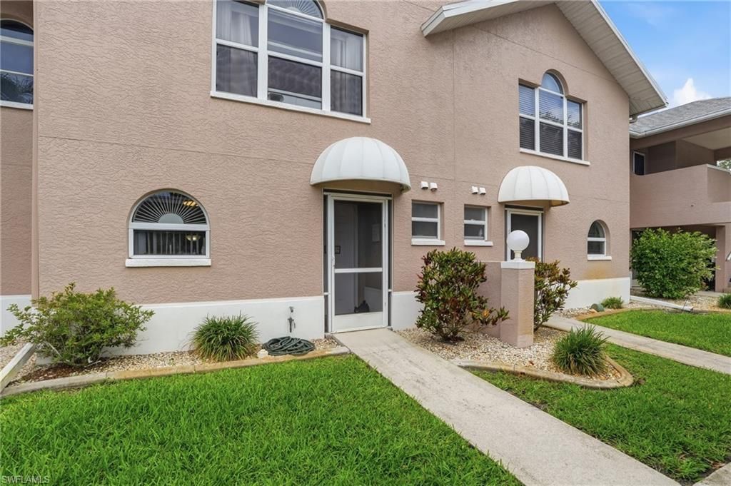 20 Cosmopolitan Dr, Unit 4, Lehigh Acres, FL 33936 Photo