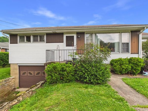 104 Sherwood Avenue, Wheeling, WV 26003