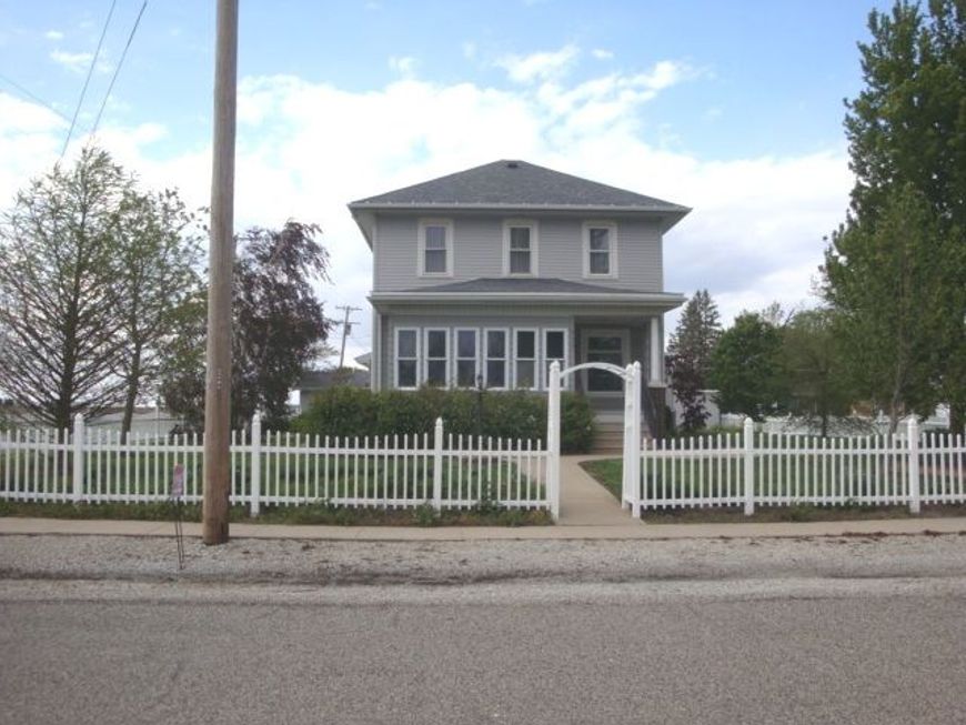 Main Photo