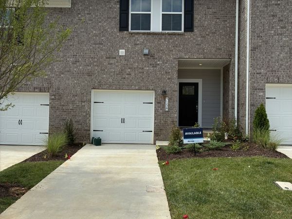 7158 Cedarcrest Ln, Fairview, TN 37062