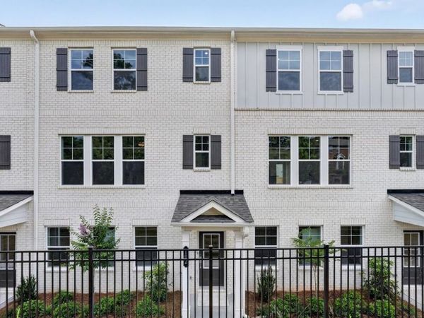 102 Epperly Way, Tucker, GA 30084
