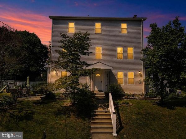 270 WAYNE AVENUE , LANSDOWNE, PA 19050