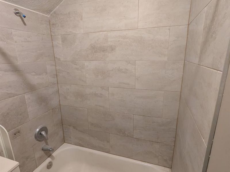 2404 Highland Avenue, Cincinnati, OH 45219 Photo 10