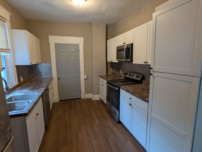 2404 Highland Avenue, Cincinnati, OH 45219 Photo 7