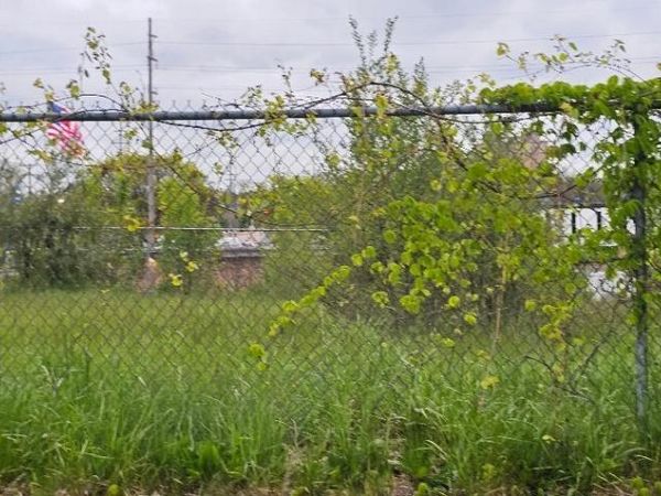 W Upton Avenue, Battle Creek, MI 49037