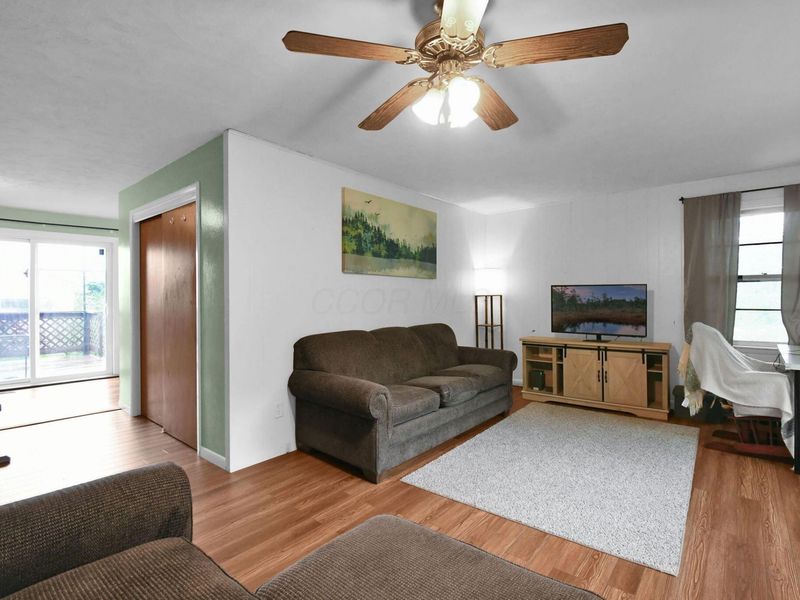 1323 Eisenhower Avenue , Mansfield, OH 44904 Photo 5