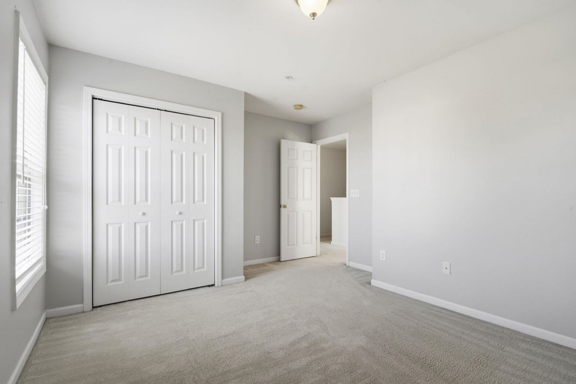 113 Mountain Ash Ln.  Photo 31