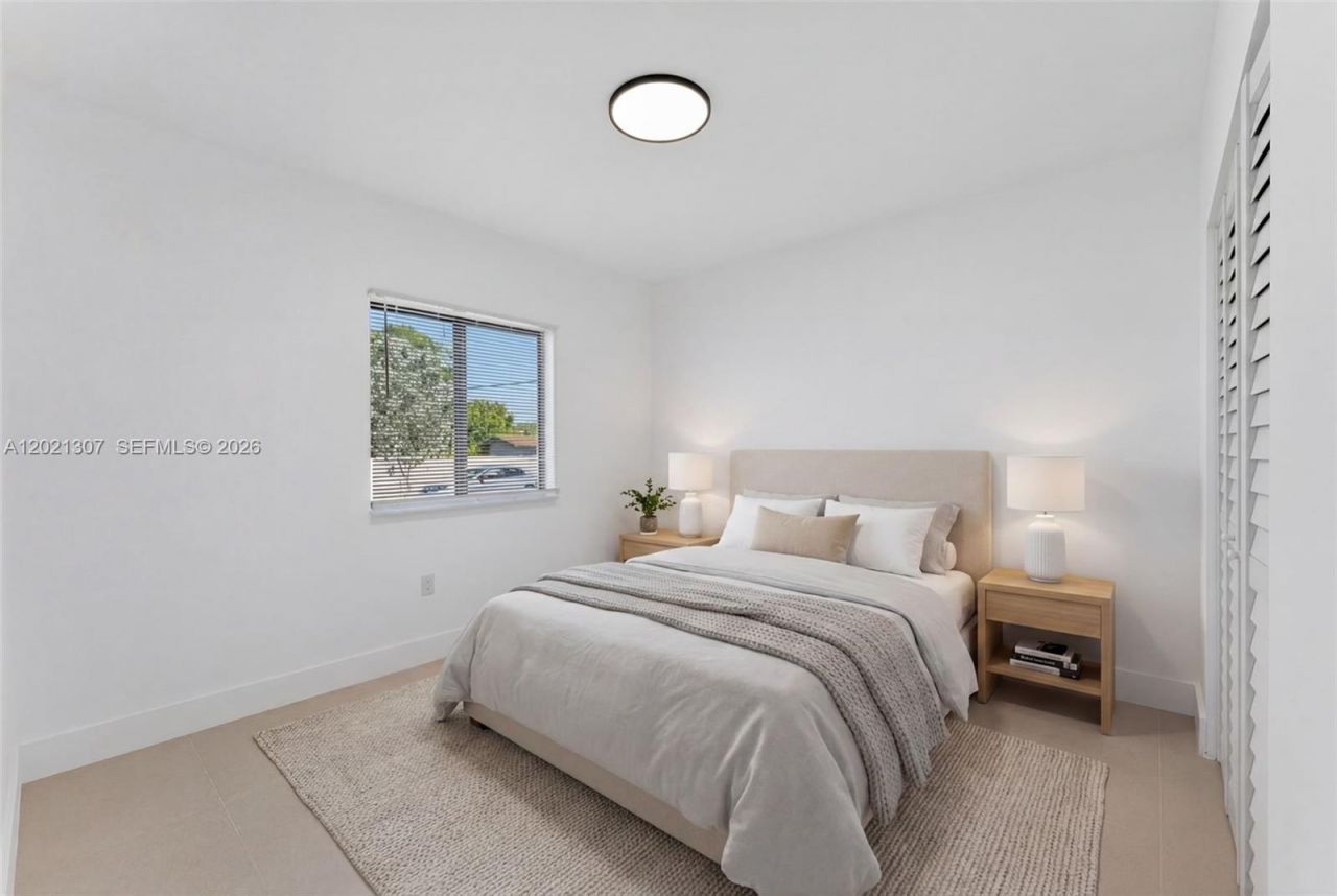 1895 NW 47th Ter , Miami, FL 33142 Photo