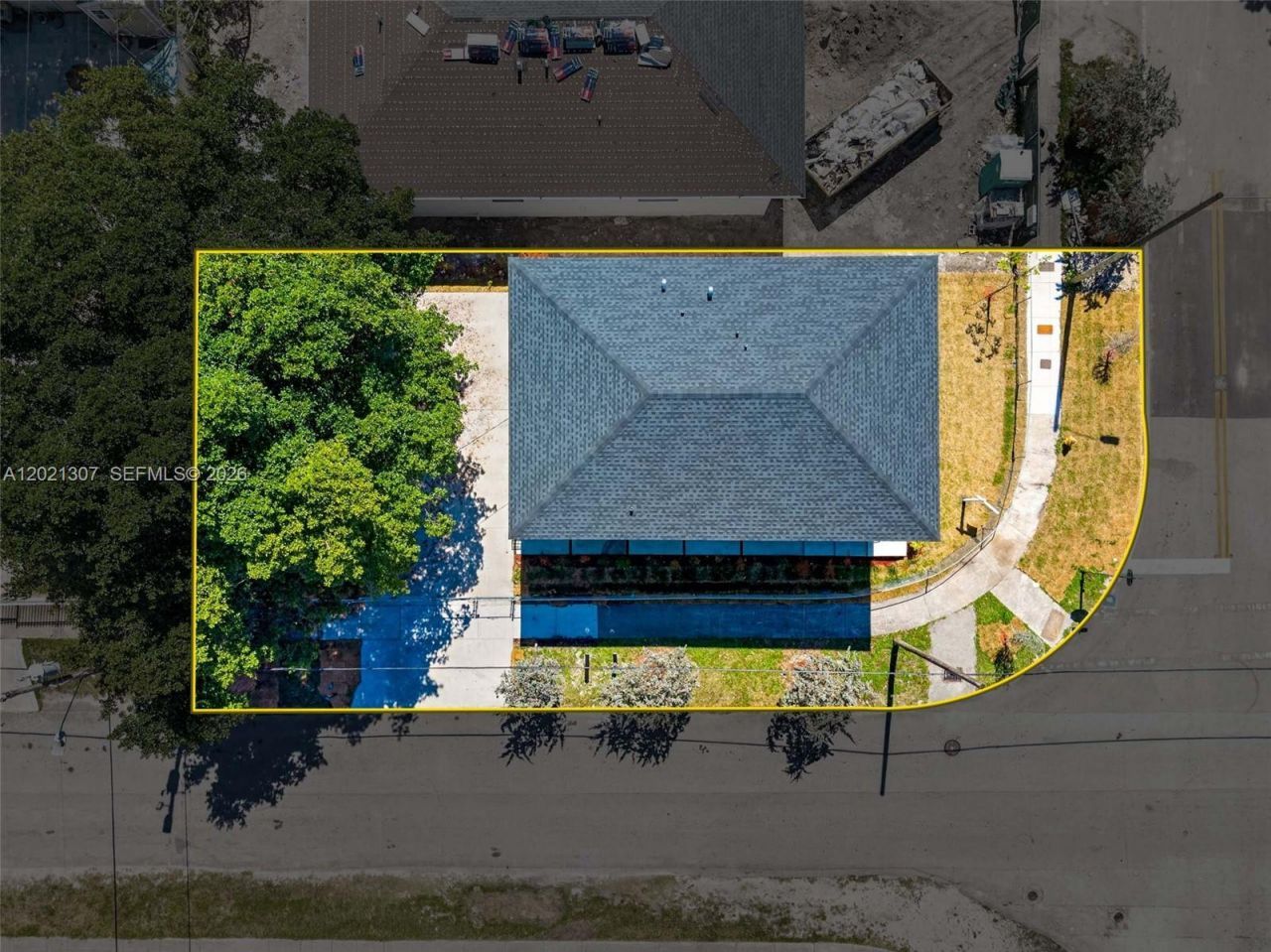 1895 NW 47th Ter , Miami, FL 33142 Photo
