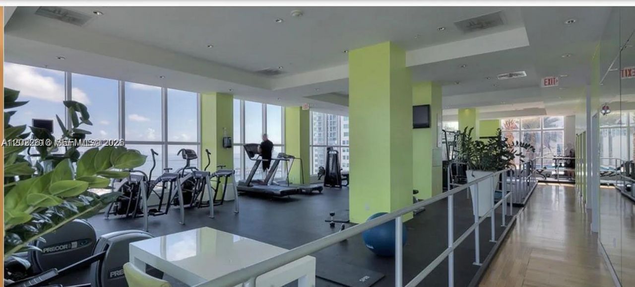 133 NE 2nd Ave , Unit 2302, Miami, FL 33132 Photo