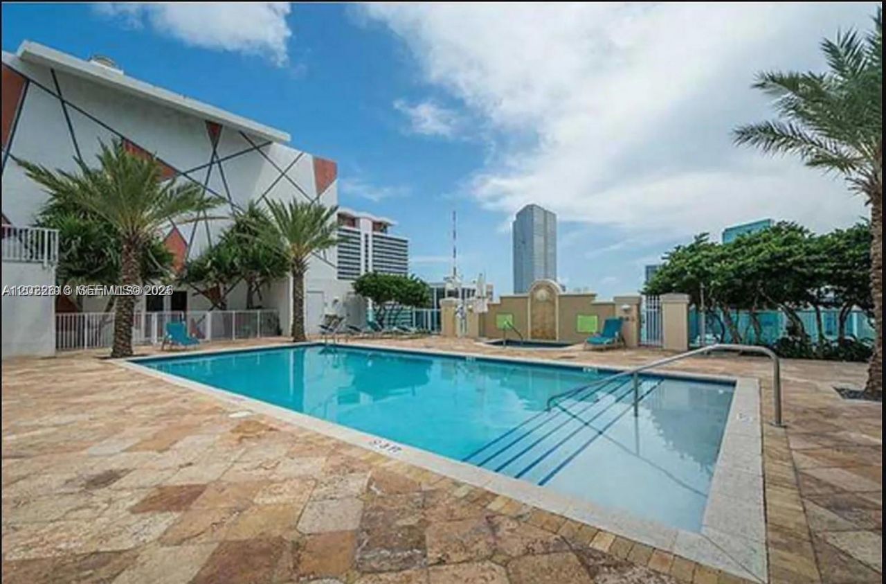 133 NE 2nd Ave , Unit 2302, Miami, FL 33132 Photo