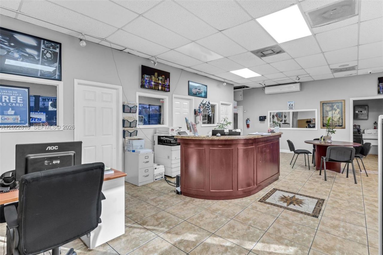 30005 S Dixie Highway , Homestead, FL 33033 Photo