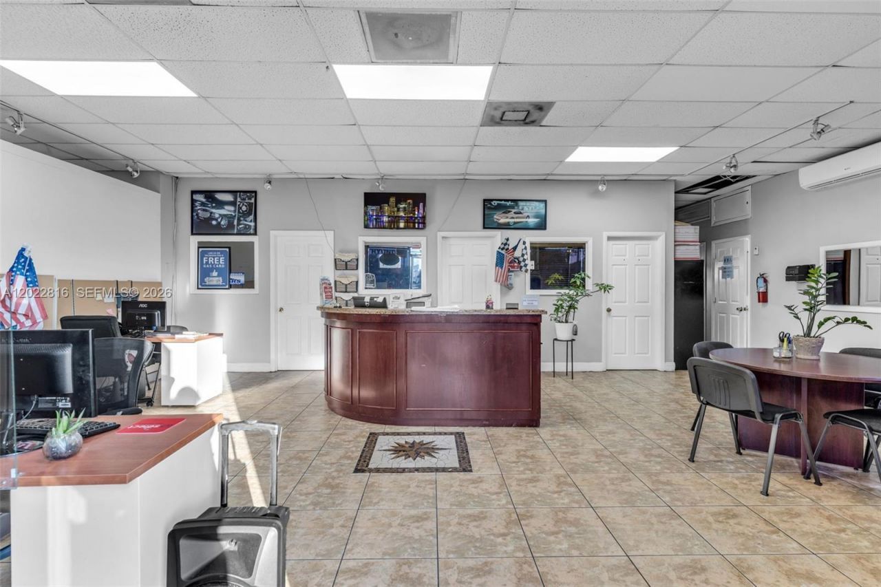 30005 S Dixie Highway , Homestead, FL 33033 Photo