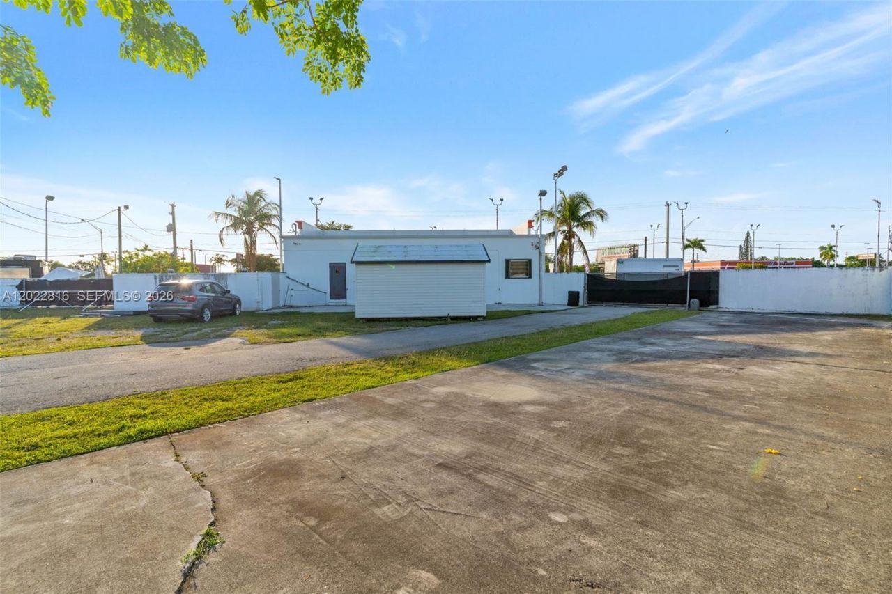 30005 S Dixie Highway , Homestead, FL 33033 Photo