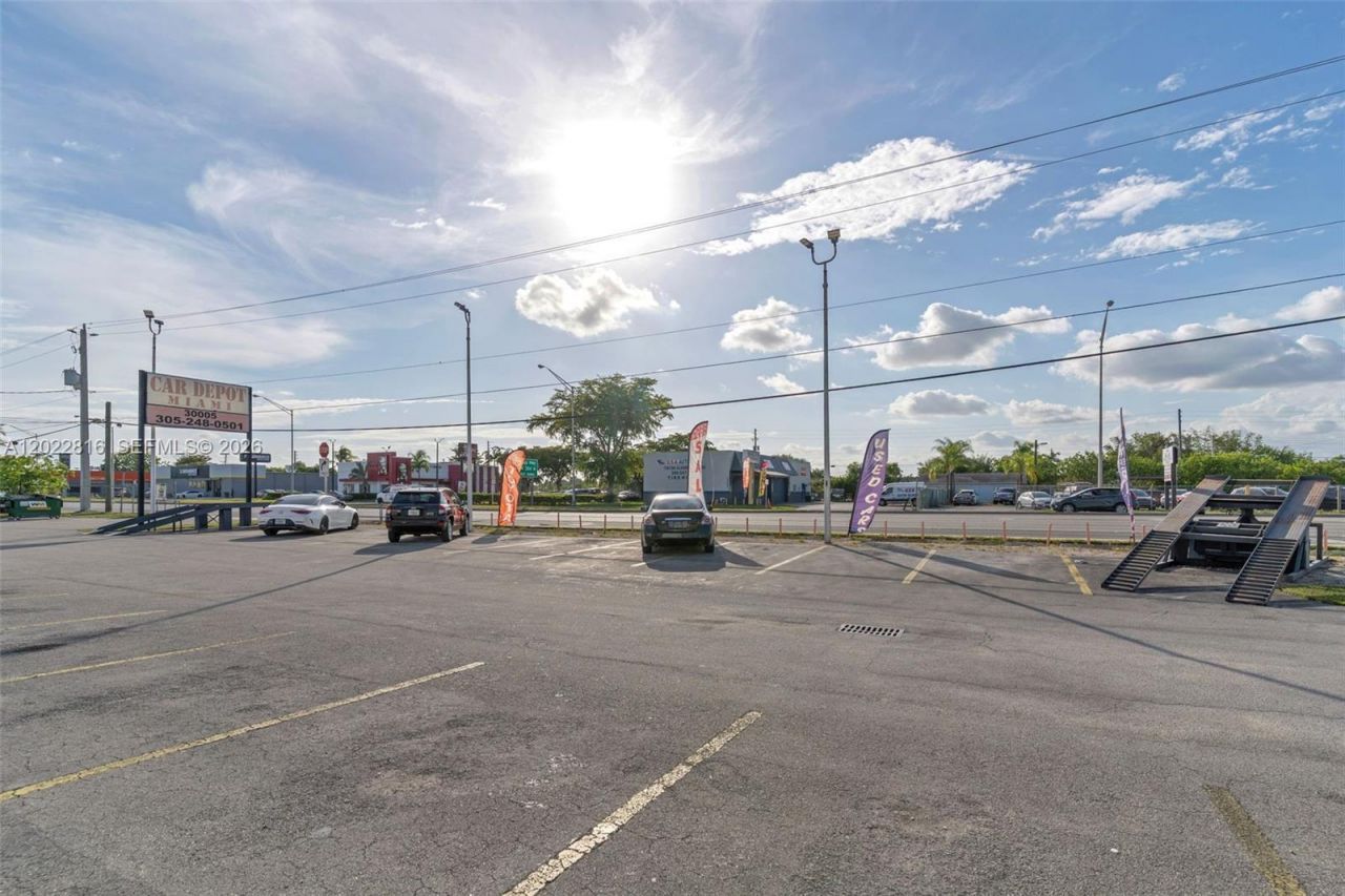30005 S Dixie Highway , Homestead, FL 33033 Photo