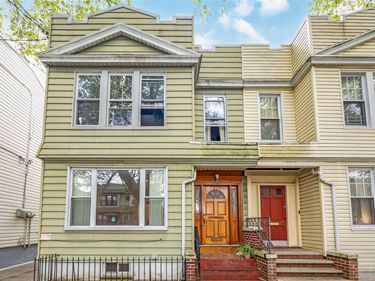 7812 79th Street, Glendale, NY 11385