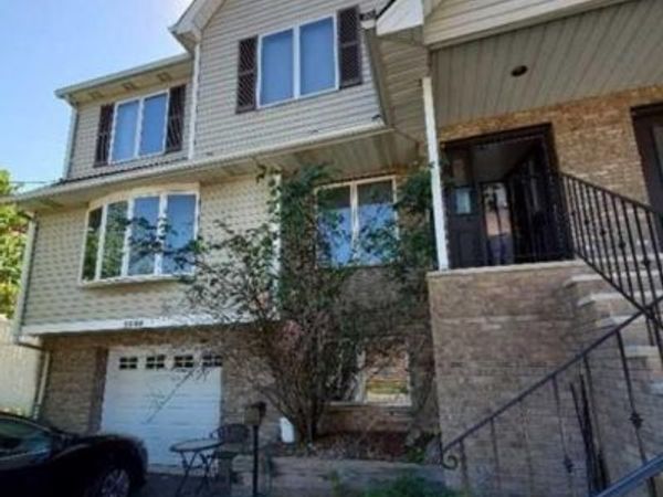 180 Myrtle Avenue, FORT LEE, NJ 07024