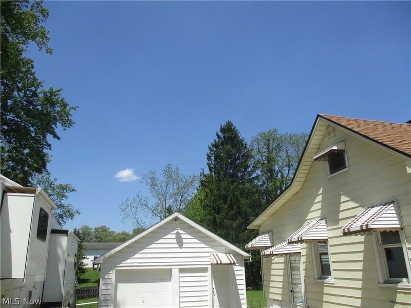 411 Eastlawn Street, Geneva, OH 44041 Photo 2