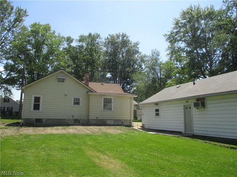 411 Eastlawn Street, Geneva, OH 44041 Photo 4