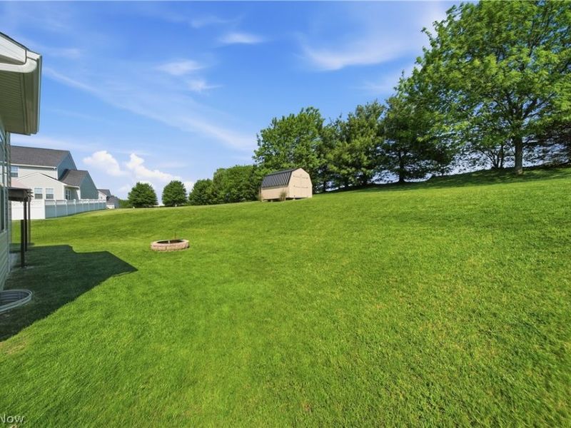 7185 Gauntlet Street SW, Massillon, OH 44646 Photo 18