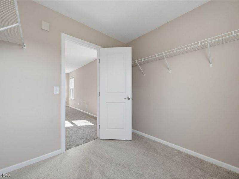 7185 Gauntlet Street SW, Massillon, OH 44646 Photo 29