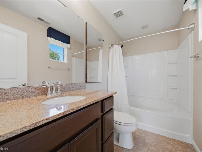 7185 Gauntlet Street SW, Massillon, OH 44646 Photo 31