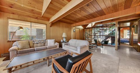 647 E Mountain Ridge Road, Lake Almanor, CA 96137 Photo