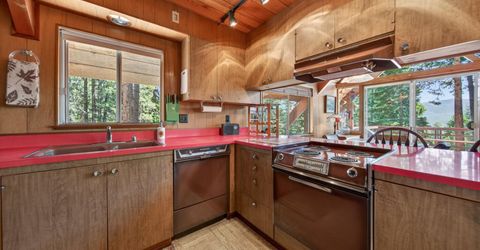 647 E Mountain Ridge Road, Lake Almanor, CA 96137 Photo