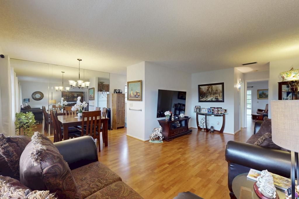 3 Lake Vista Trail, Unit 203, Port Saint Lucie, FL 34952 Photo