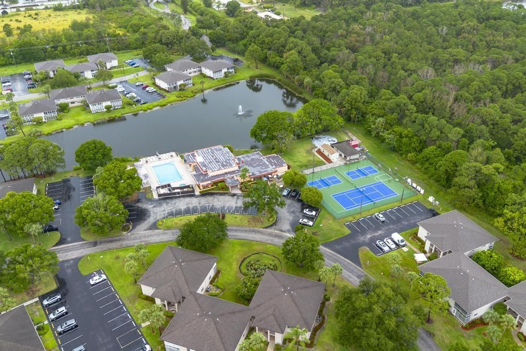 3 Lake Vista Trail, Unit 203, Port Saint Lucie, FL 34952 Photo