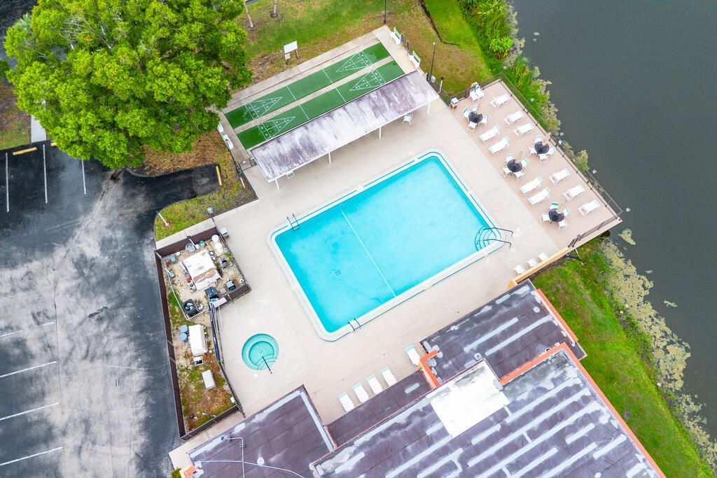 3 Lake Vista Trail, Unit 203, Port Saint Lucie, FL 34952 Photo