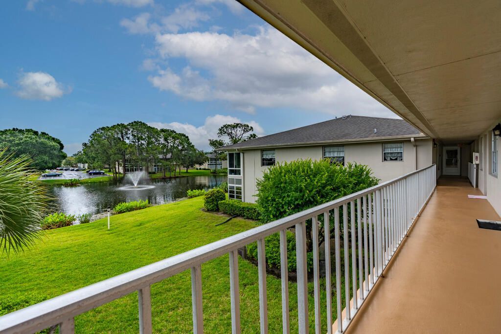 3 Lake Vista Trail, Unit 203, Port Saint Lucie, FL 34952 Photo