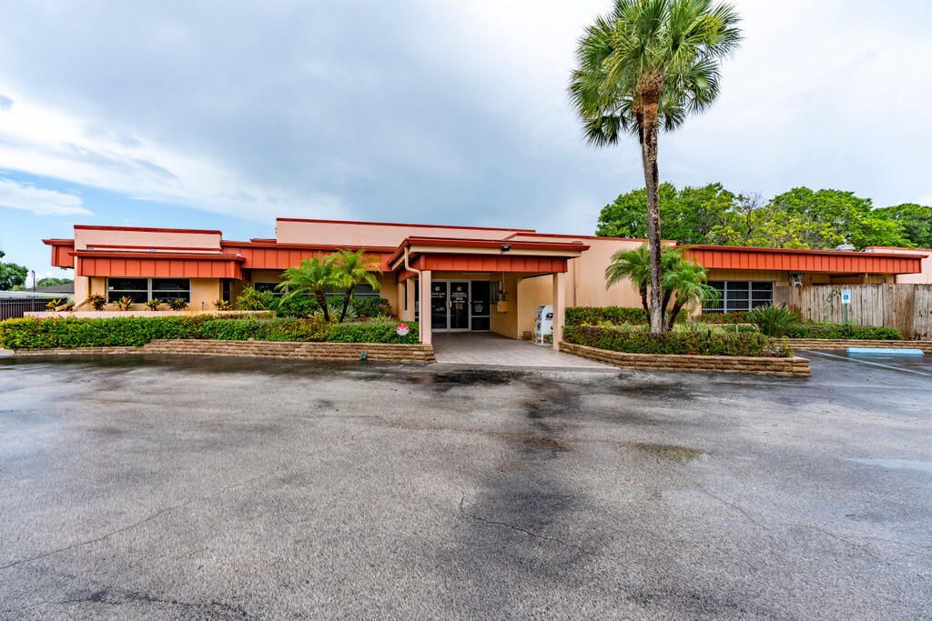 3 Lake Vista Trail, Unit 203, Port Saint Lucie, FL 34952 Photo