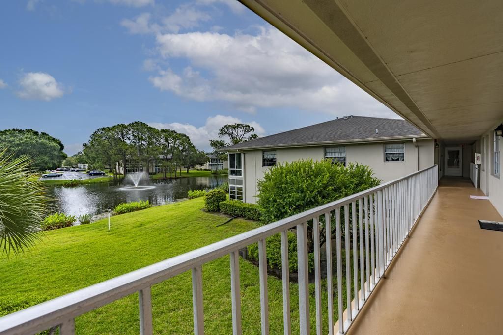3 Lake Vista Trail, Unit 203, Port Saint Lucie, FL 34952 Photo