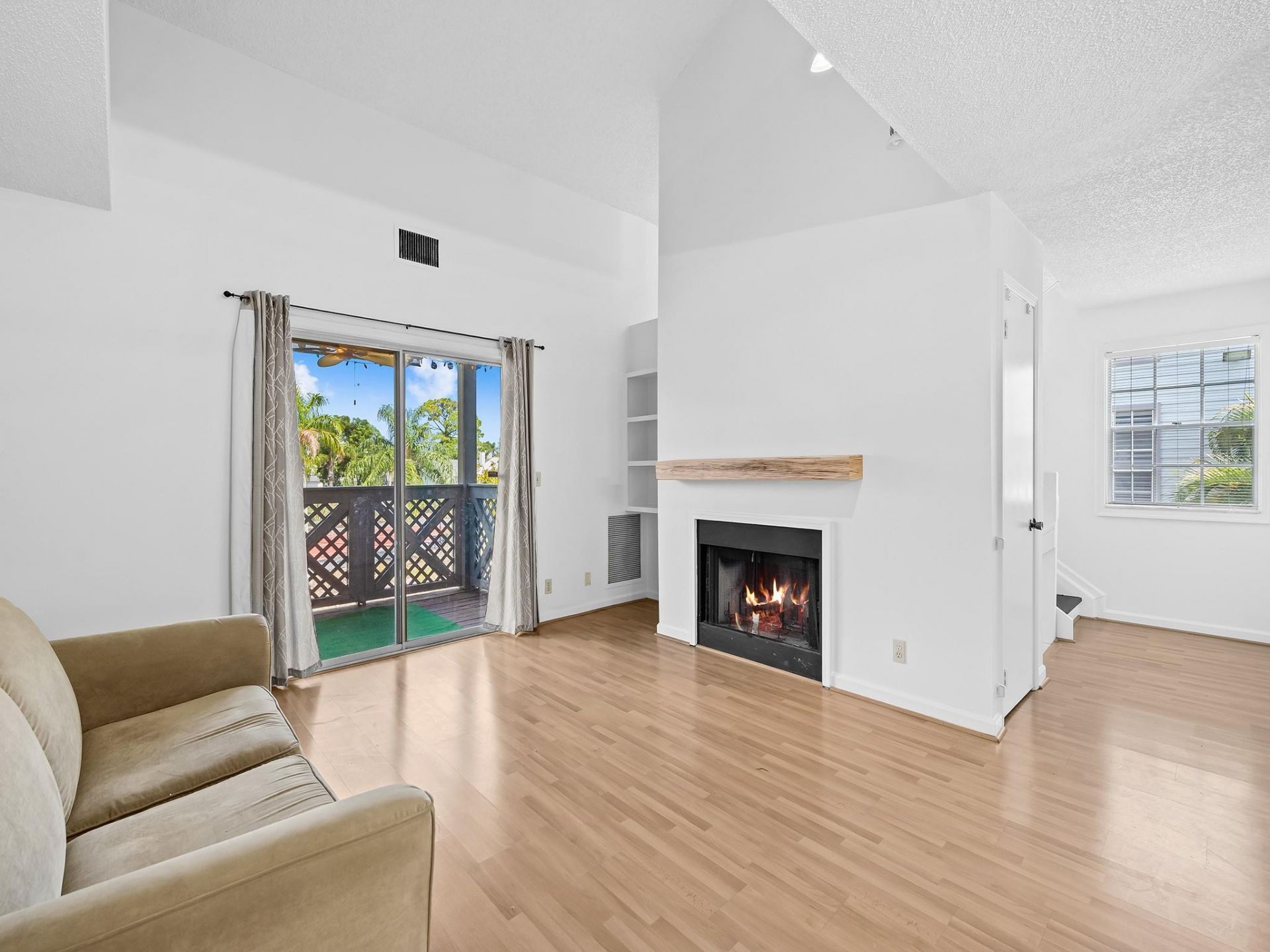 5095 Heatherhill, Unit 8, Boca Raton, FL 33486 Photo