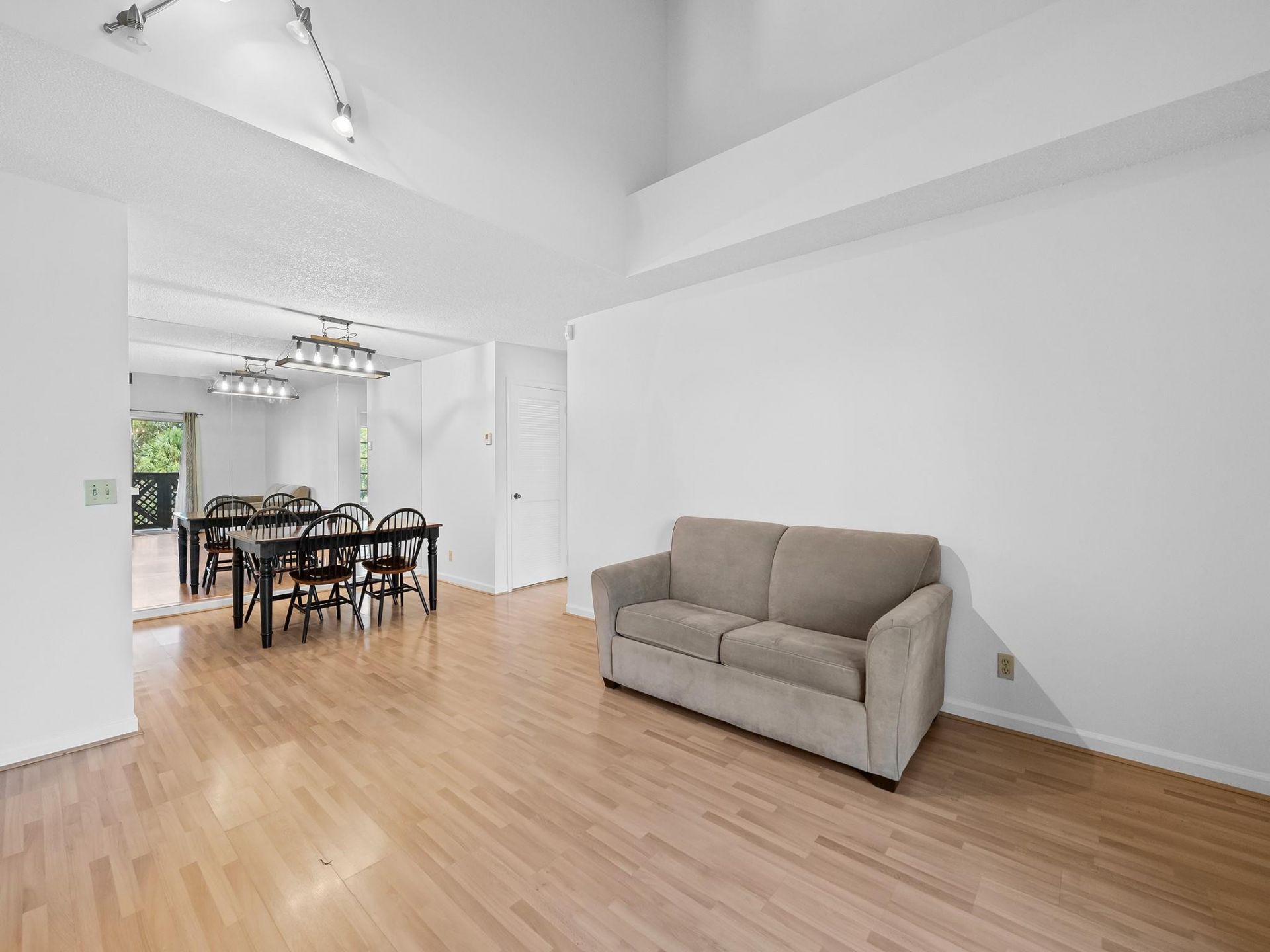 5095 Heatherhill, Unit 8, Boca Raton, FL 33486 Photo