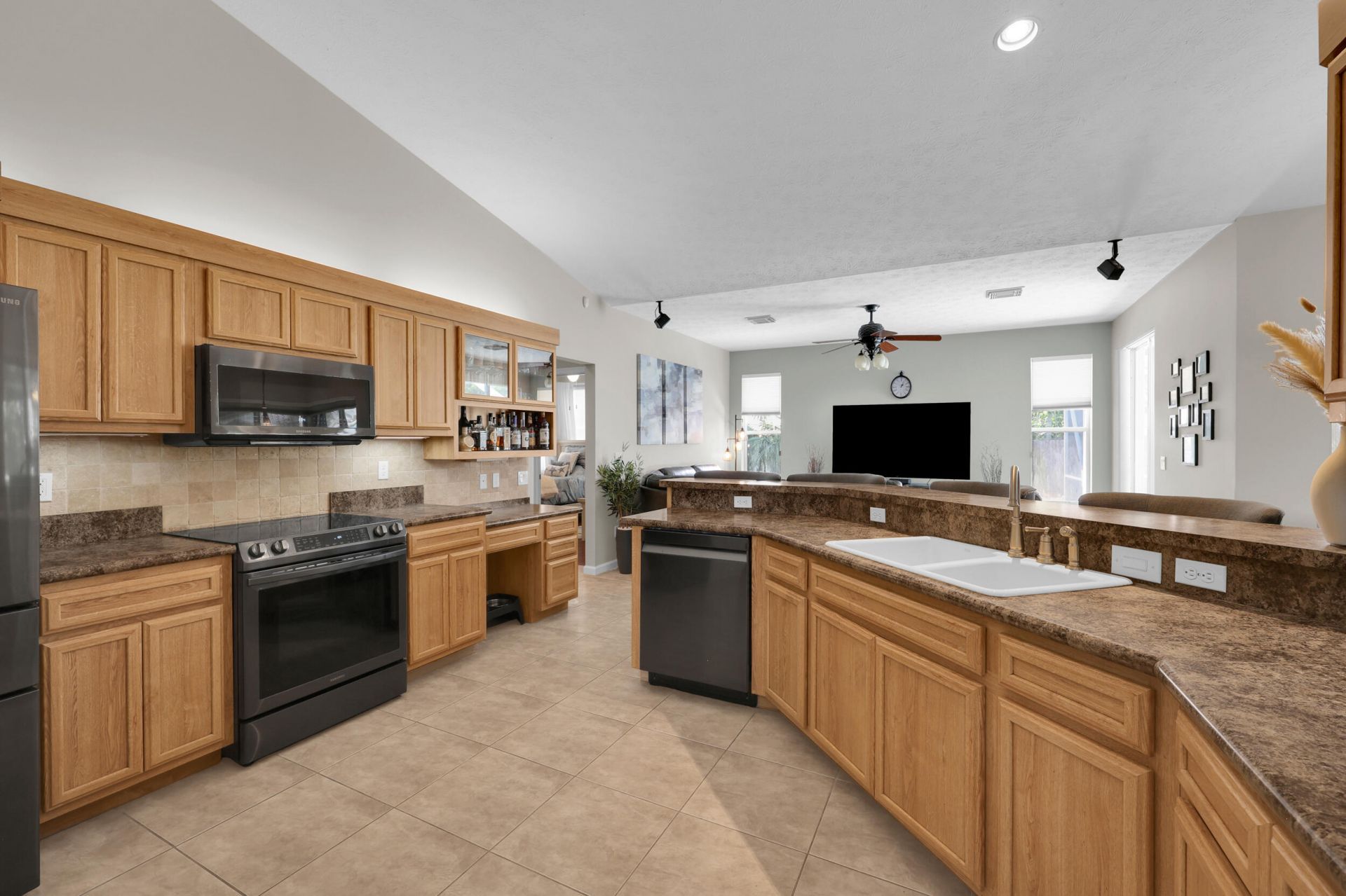 842 SE Quiescent Lane, Port Saint Lucie, FL 34983 Photo