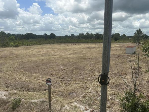 17980 NW 252nd Street, Okeechobee, FL 34972