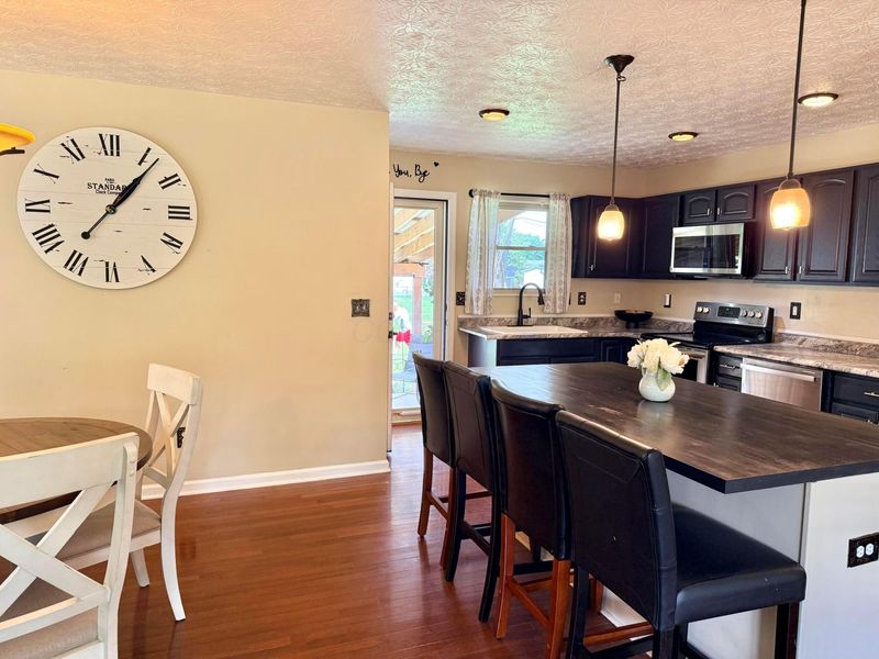 6397 Ambleside Drive, Columbus, OH 43229 Photo 14