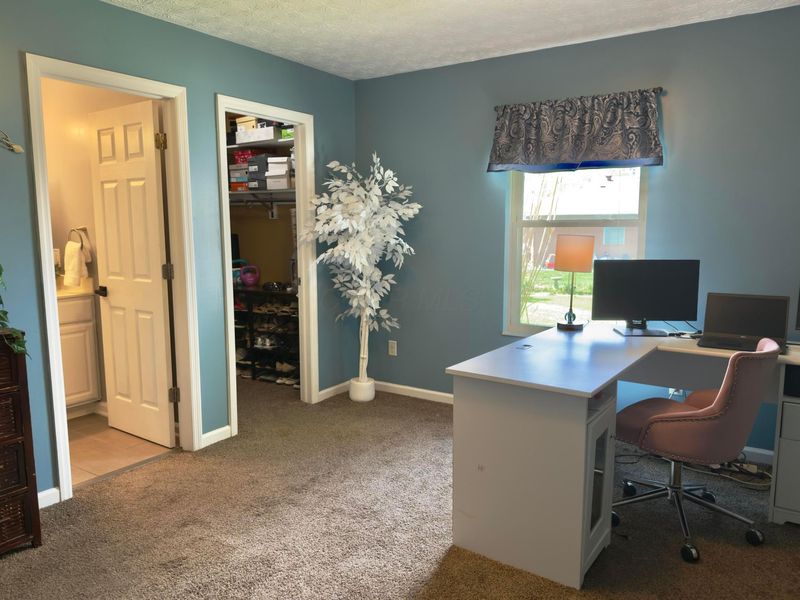 6397 Ambleside Drive, Columbus, OH 43229 Photo 7
